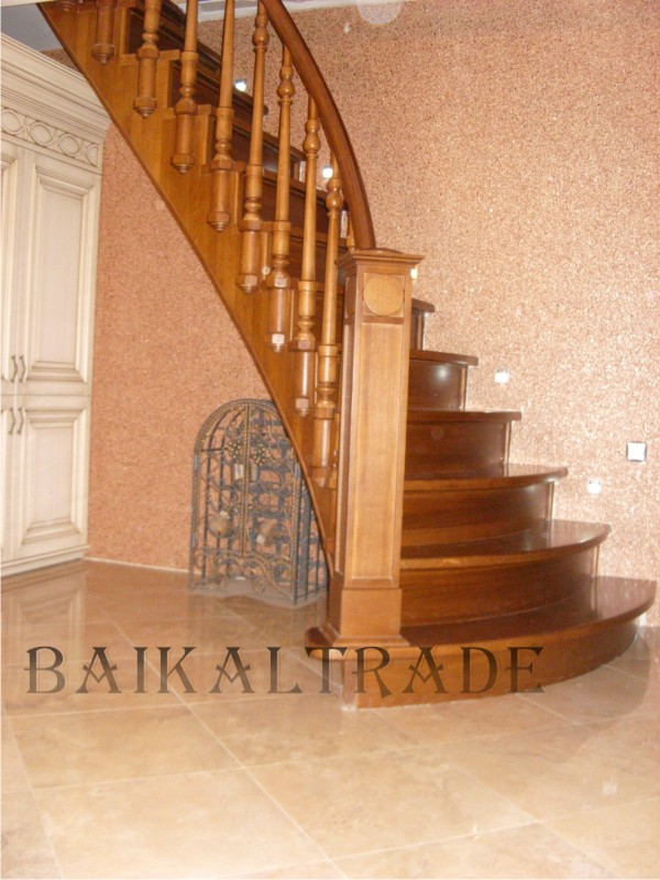 Лестница из дуба