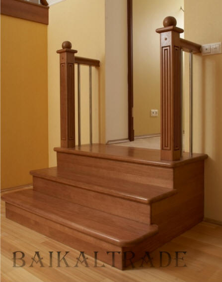 лестница из дуба