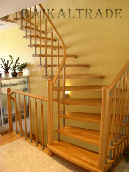 лестница на больцах