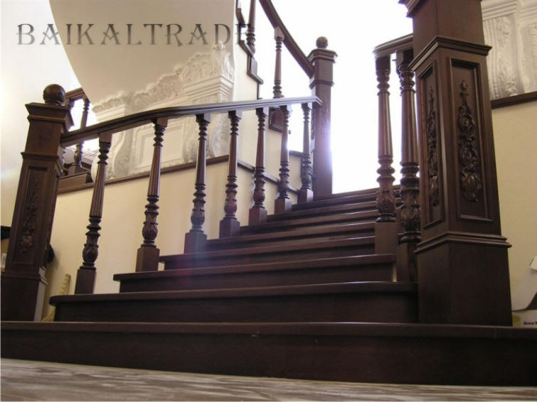 дубовая лестница